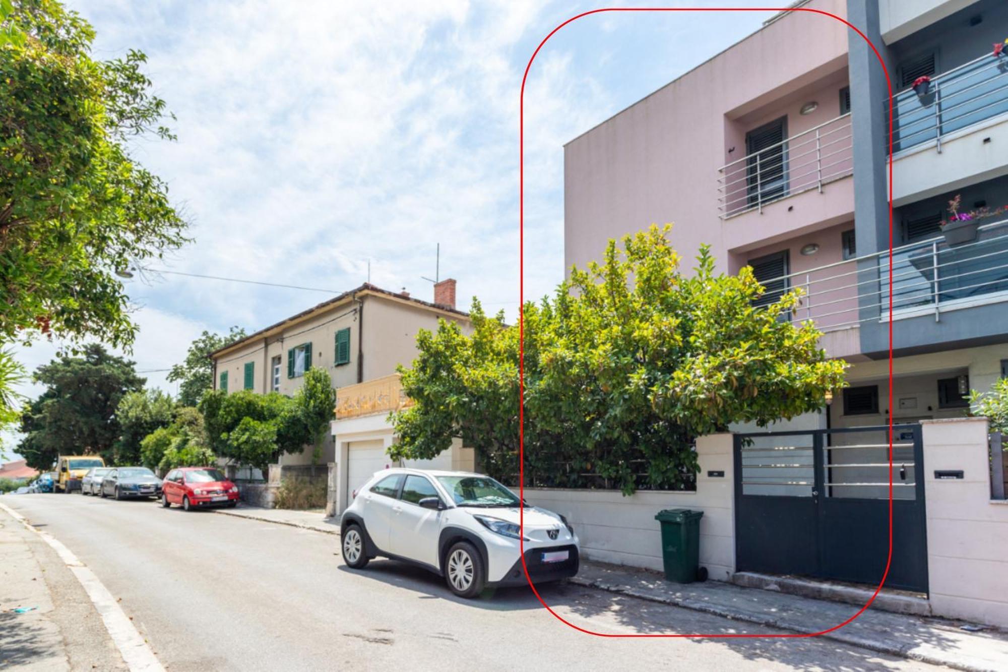 Villa Violeta With The Sea View, 3 Min Walk To The Beach Split Kültér fotó